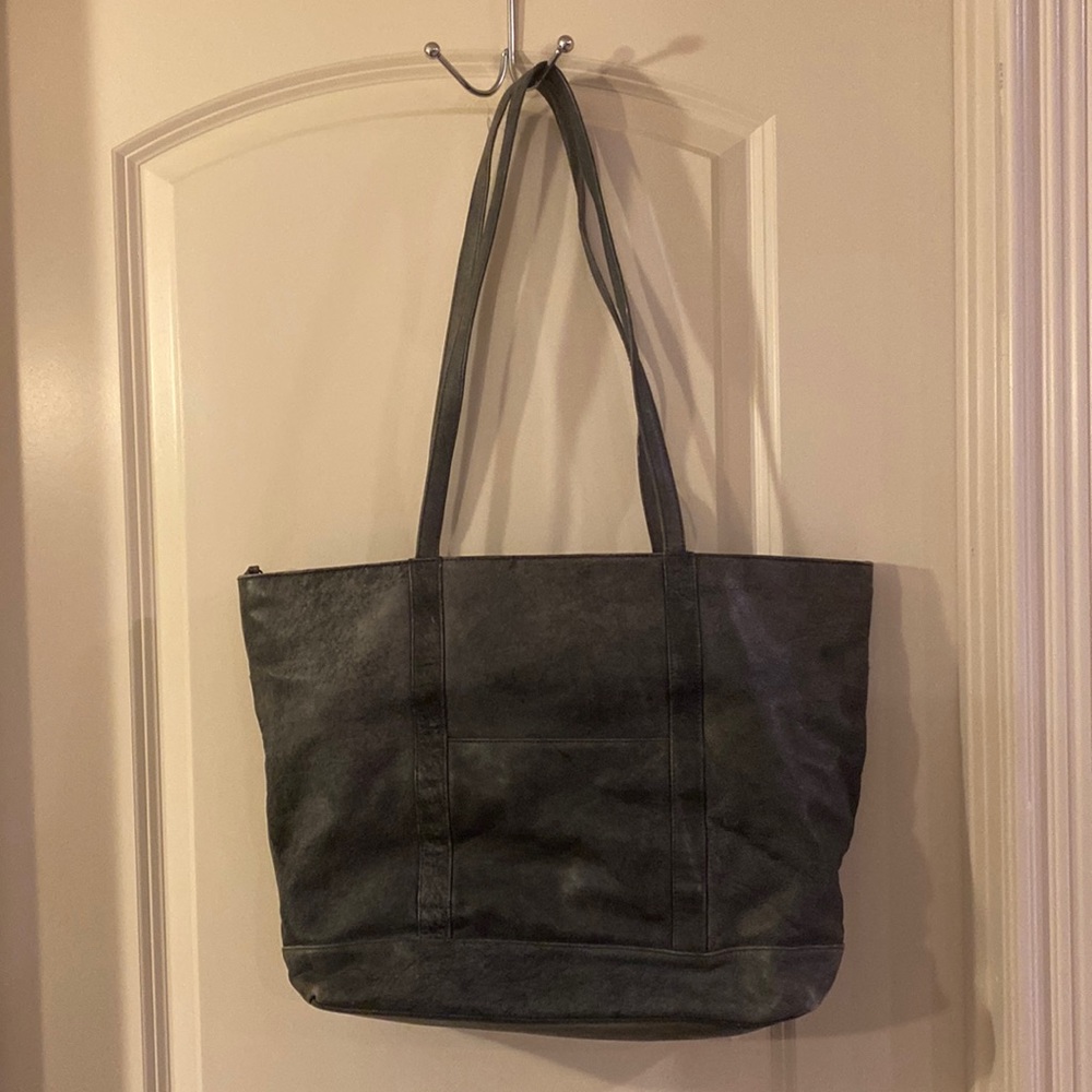 Grey leather distress tote